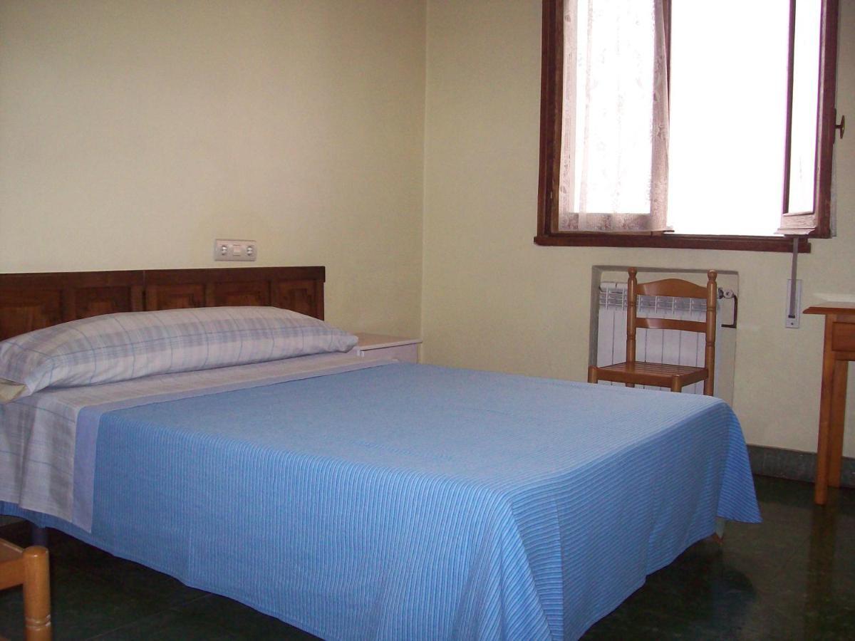 Pension Los Pinos Gijón Exterior foto